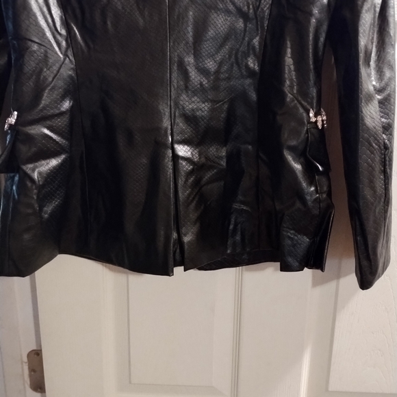 VENUS Black Blazer with Silver Accents - Picture 7 of 11